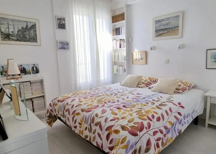 Chez Ginou Vue Imprenable Sur Le Canal Et La Apartment